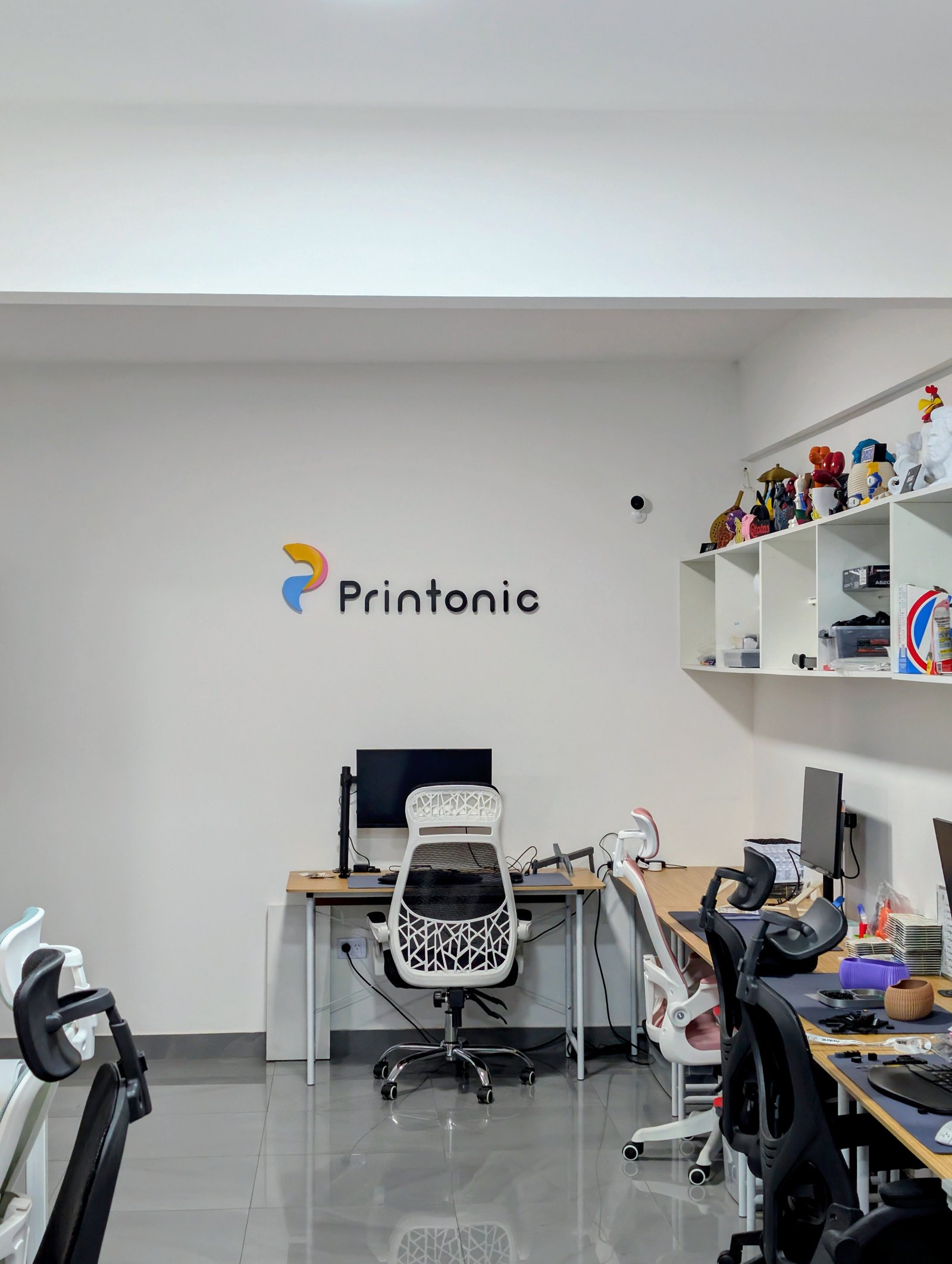 Equipo de Printonic trabajando en un proyecto